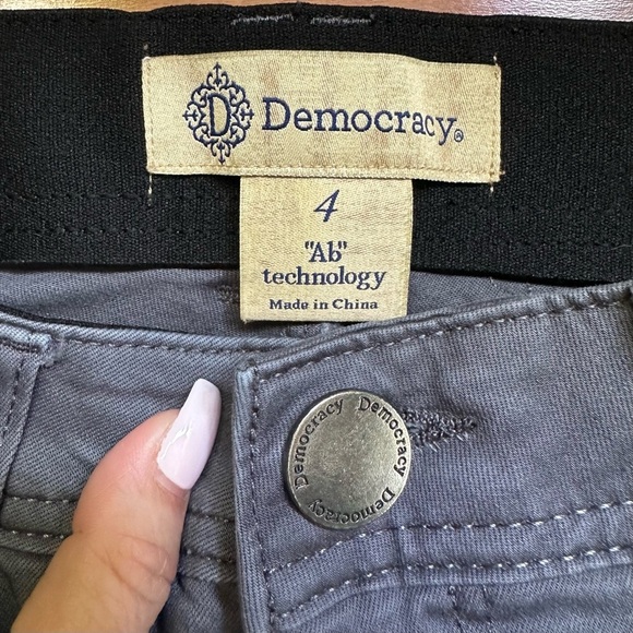 Democracy Ab Technology Ankle Skimmer - Picture 9 of 9